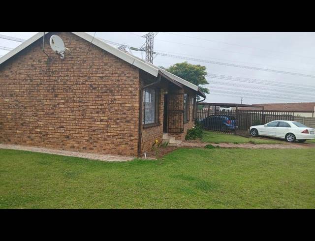 3 BEDROOM PROPERTY TO RENT IN NORKEM PARK